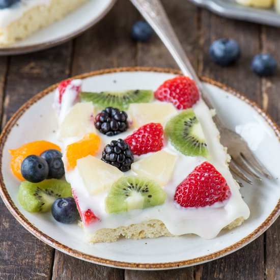 Class Fruit Pizza - Recipe photo by thefirstyearblog