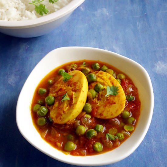 Egg and Pea Curry - Recipe photo by blogexplore