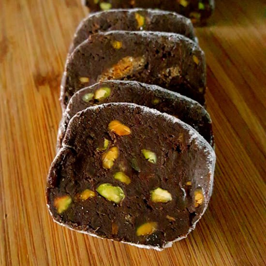 Salame al Cioccolato - Recipe photo by akitchenhoor