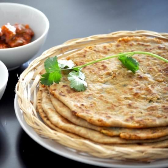Mooli Paratha (Radish Paratha) - Recipe photo by pinchofswad