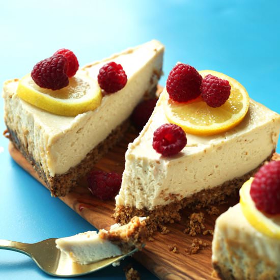 Easy Baked Vegan Cheesecake - Recipe photo by minimalist baker