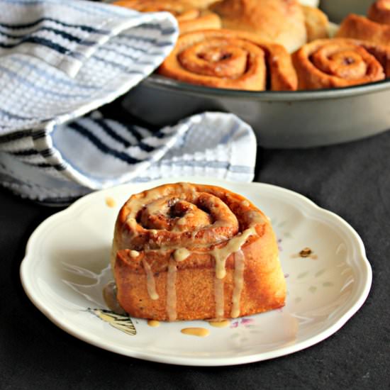 Cinnamon Rolls With Coffee Glaze - Recipe photo by Aromatic Cooking