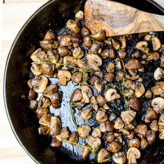 Roasted Garlic Sauteed Mushrooms - Recipe photo by IdRatherBeaChef