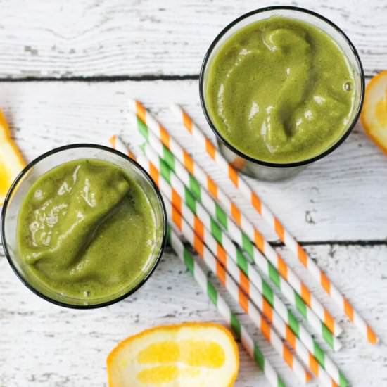 Strawberry Orange Green Smoothie - Recipe photo by blenderhappy