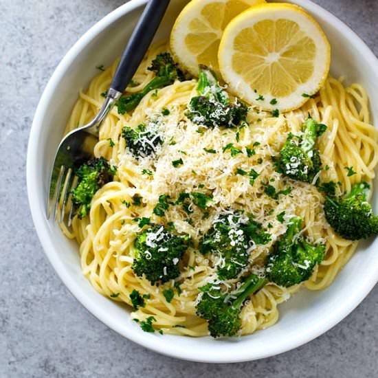 Broccoli Spaghetti Carbonara - Recipe photo by WholeAndHeavenlyOven