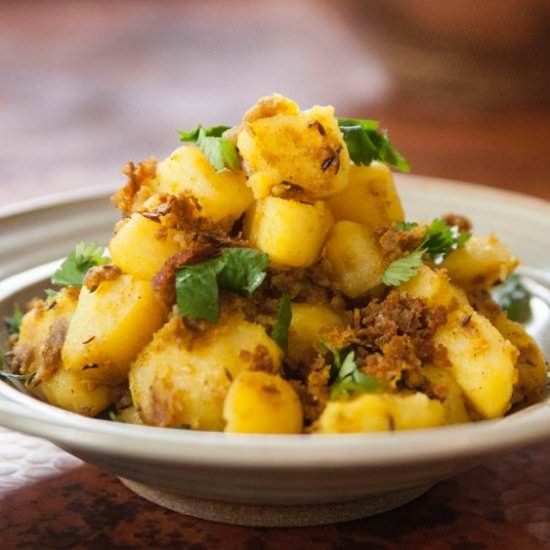 Spicy Masala Potatoes - Recipe photo by The Colors Of Indian Cooking