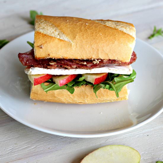 Salami, Apple & Brie Sandwich - Recipe photo by Everyday Gourmet with Blakely