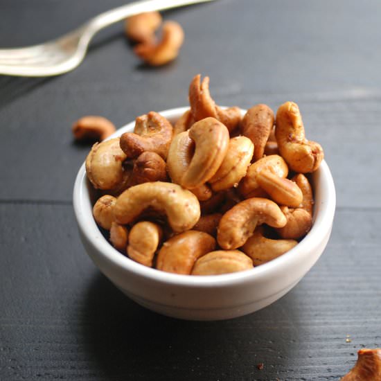 Smoked Bacon Fat Cashews - Recipe photo by theunmanlychef
