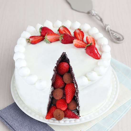 Strawberry Piñata Cake - Recipe photo by The_Cookie_Fairy