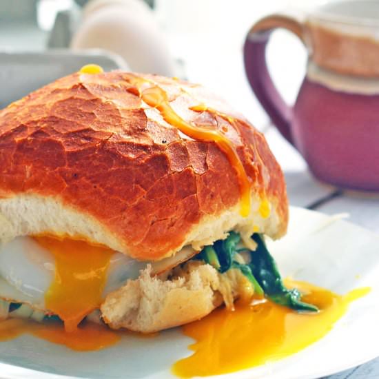 Duck Egg, Spinach and Gruyere Roll - Recipe photo by SupperintheSuburbsN14