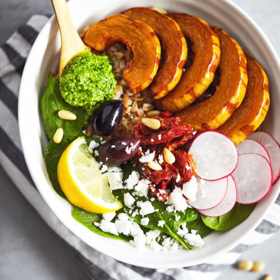 Pesto Grain Bowl - Recipe photo by Natural Girl Modern World