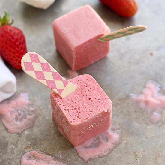Strawberry Popsicle Recipe - Recipe photo by Delightful Mom Food