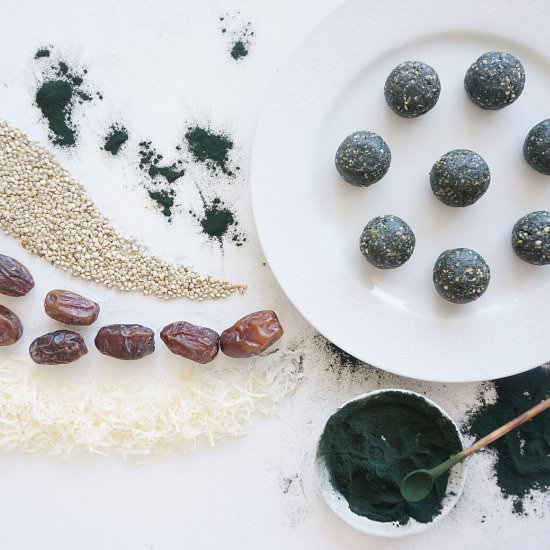 Spirulina Power Bites - Recipe photo by thetruespoon