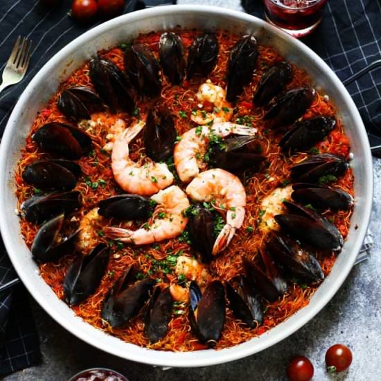 Fideuá (Catalan Paella with Pasta) - Recipe photo by platingsandpairings
