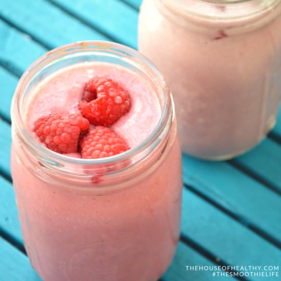 Berries and Cream Smoothie - Recipe photo by houseofhealthy