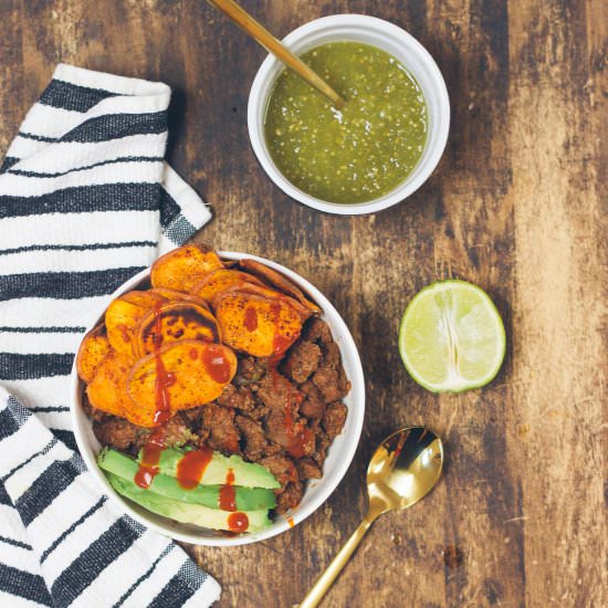 Paleo Taco Bowls - Recipe photo by lowstoluxe