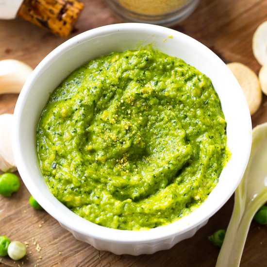 Cashew Pea Pesto - Recipe photo by jessicainthekitchen