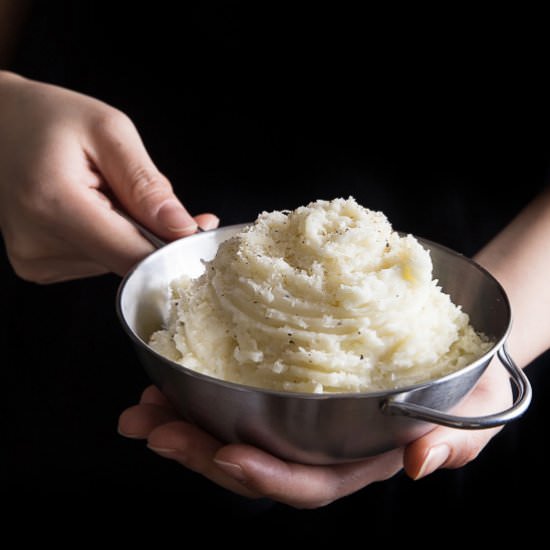 Butter Garlic Mashed Potatoes - Recipe photo by Pressure Cook Recipes