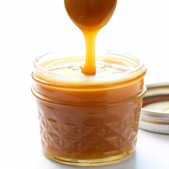 Easy Vegan Coconut Caramel Sauce - Recipe photo by Leelalicious