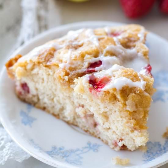 Strawberry Lemon Coffee Cake - Recipe photo by a latte food