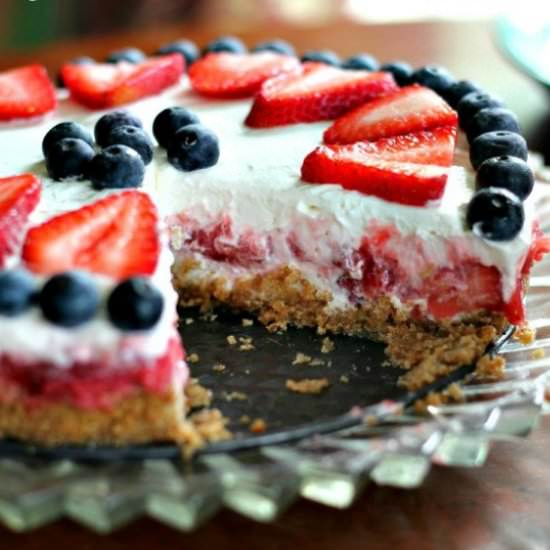 Star Spangled Yogurt Pie - Recipe photo by thebakingchocolatess