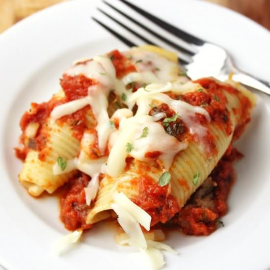 Supreme Pizza Stuffed Shells - Recipe photo by Simplylakita