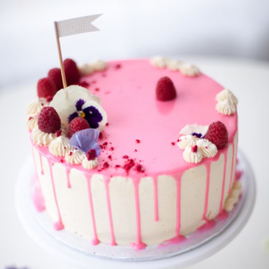 How To Make A Drippy Cake - Recipe photo by cococakeland
