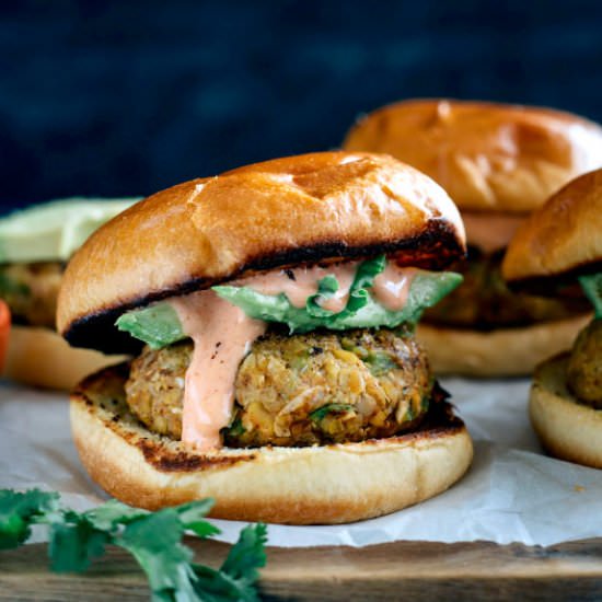 Cajun Chickpea Burgers - Recipe photo by thealmondeater