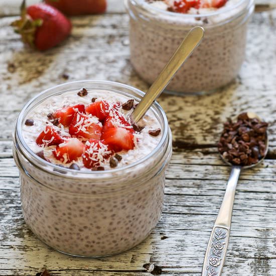 Strawberry coconut chia pudding - Recipe photo by chelseashealthykitchen