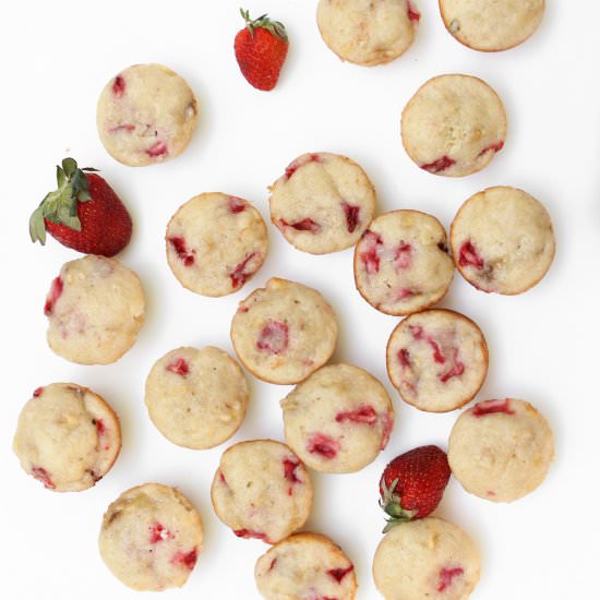 Simple Strawberry Banana Muffins - Recipe photo by cupcakesfordinner