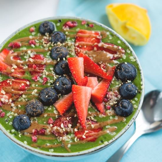 Baobab Mango Green Smoothie - Recipe photo by thehealthfulideas