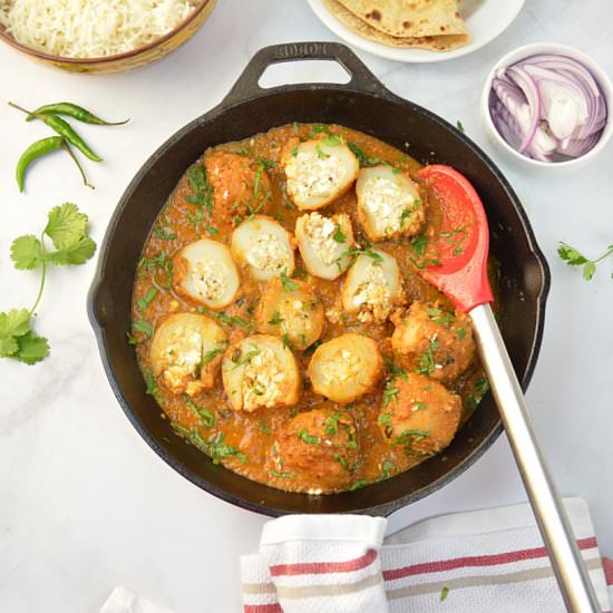 Bharwan Dum Aloo - Recipe photo by ruchiskitchen