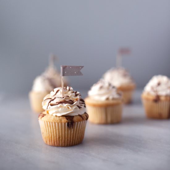 SALTED VANILLA TRUFFLE CUPCAKE - Recipe photo by modestmarce