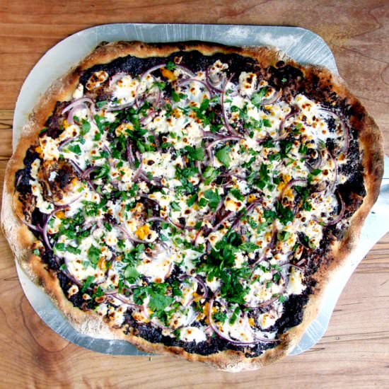 Kalamata Tapenade & Red Onion Pizza - Recipe photo by ThursdayNightPizza