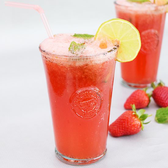 Strawberry Cooler - Recipe photo by LinsFood