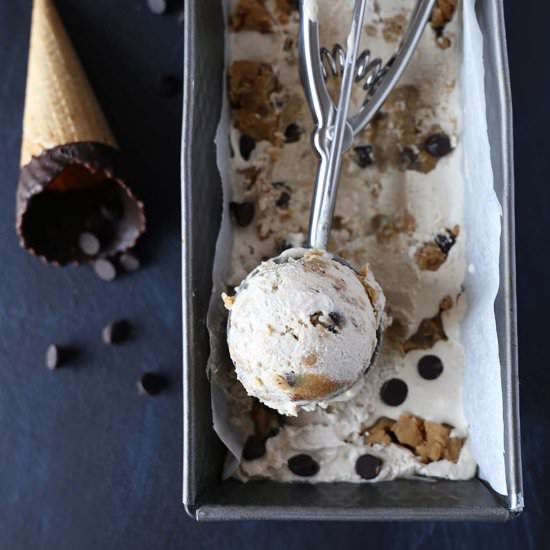 Vegan Cookie Dough Ice Cream - Recipe photo by Vanillacrunnch