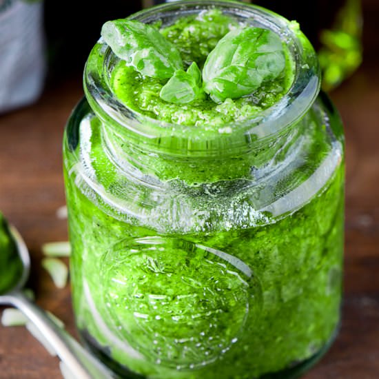 Easy Pesto - Recipe photo by Chefjar
