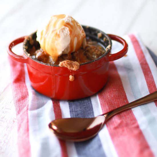 Salted Caramel Apple Crisp - Recipe photo by OhSoDelicioso