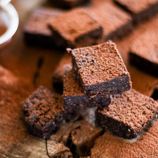 Raw Vegan Chocolate Brownies - Recipe photo by thesecretlifeofbee