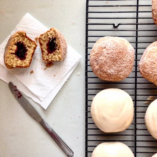 Jammy Chai-Spiced Doughnut Muffins - Recipe photo by bakeandtell