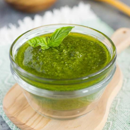 Easy Basil Pesto - Recipe photo by pumpkinnspice