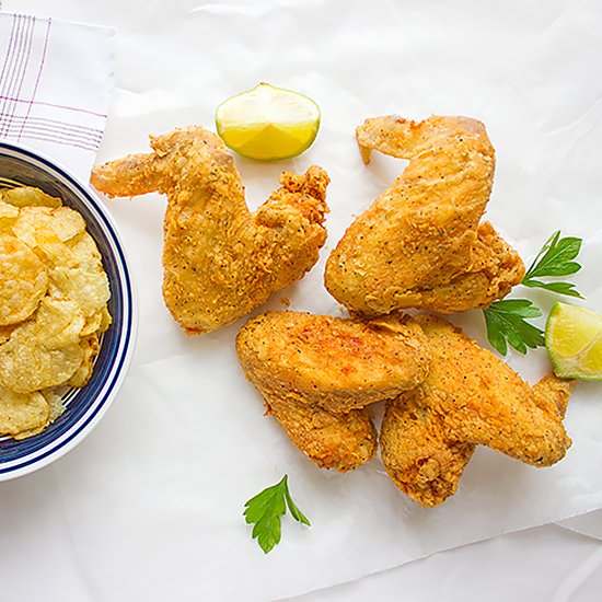 Crispy Spicy Chicken Wings - Recipe photo by MunatyCooking