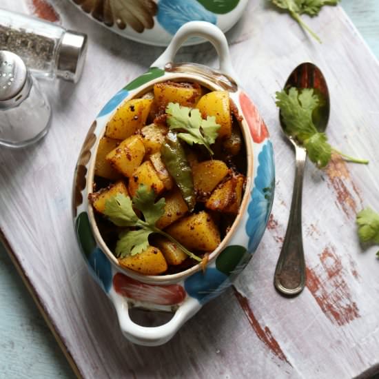 ACHARI ALOO | STIR-FRIED POTATOES - Recipe photo by rekhavengalil