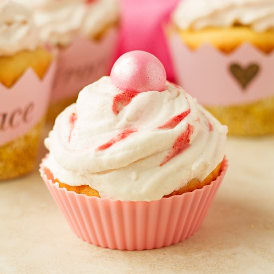 Dulce de Leche Cupcakes - Recipe photo by ilonaspassion