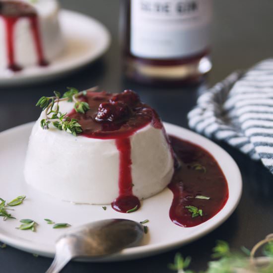 Coconut Panna Cotta with Blackberry - Recipe photo by honestlyyum