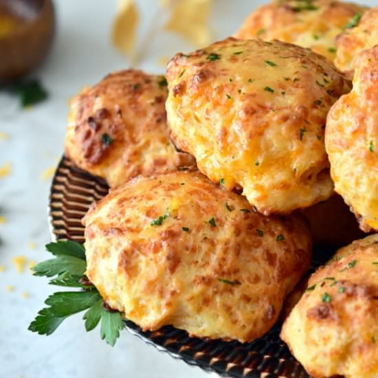 Buttermilk's Cheddar Biscuits - Recipe photo by mesinspirationsculinaires
