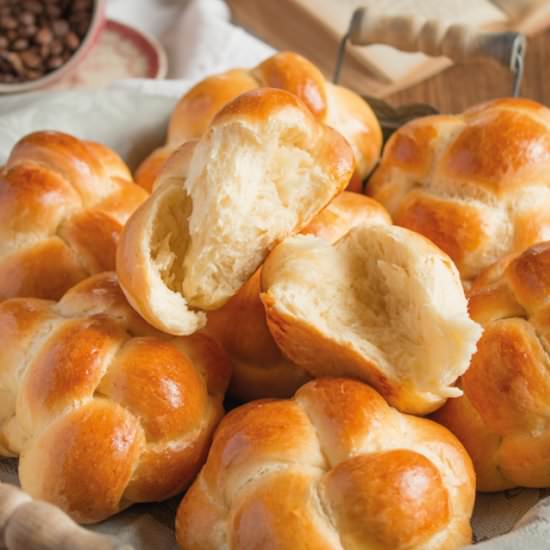 Sweet Brioche Buns - Recipe photo by myblueberrybasket