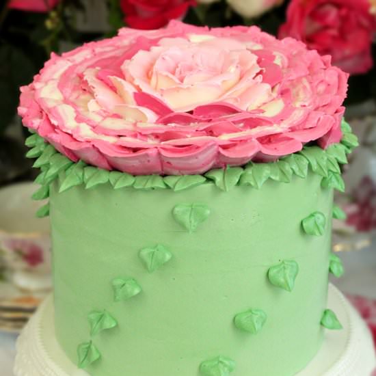 Giant Rose Cake - Recipe photo by ELaBau