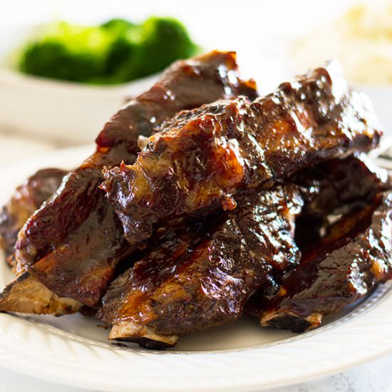 No-Fuss Easy Oven-Baked Ribs - Recipe photo by BakingMischief