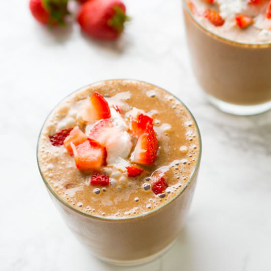 Banana Carob Smoothie with Chaga Powder - Recipe photo by Raw Revive